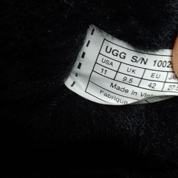 *SOLD*UGG - Black Suede Womens Size 11 Bailey Bow II Boots - Picture 12 of 13